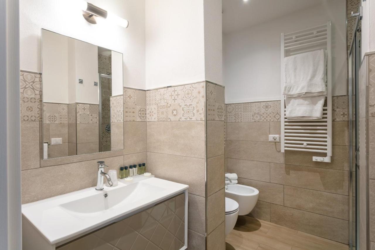 Lungomare Rooms Ольбія Екстер'єр фото