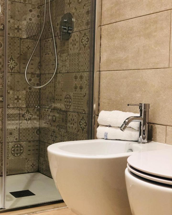 Lungomare Rooms Ольбія Екстер'єр фото